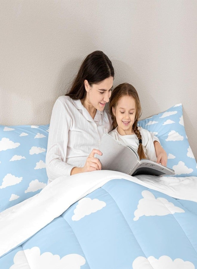 Homewish طقم لحاف هوم ويش بنقشة الغيوم البيضاء، أطقم مفروشات مزينة برسومات غيوم كرتونية وسماء زرقاء للأطفال والمراهقين والبالغين، طقم لحاف مزخرف برسومات جرافيتي بسيط مع غطاء وسادة واحد، مقاس مزدوج، قطعتان - Image 3